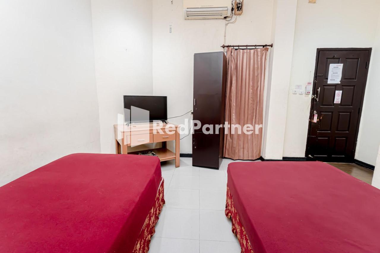 Cherry Pink Hotel Medan Mitra Reddoorz Exterior foto