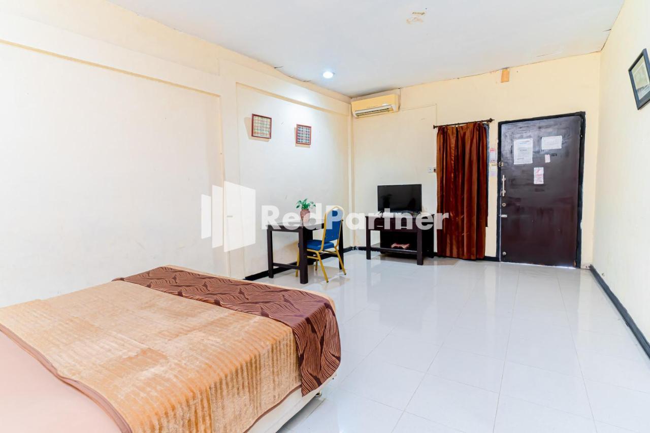 Cherry Pink Hotel Medan Mitra Reddoorz Exterior foto