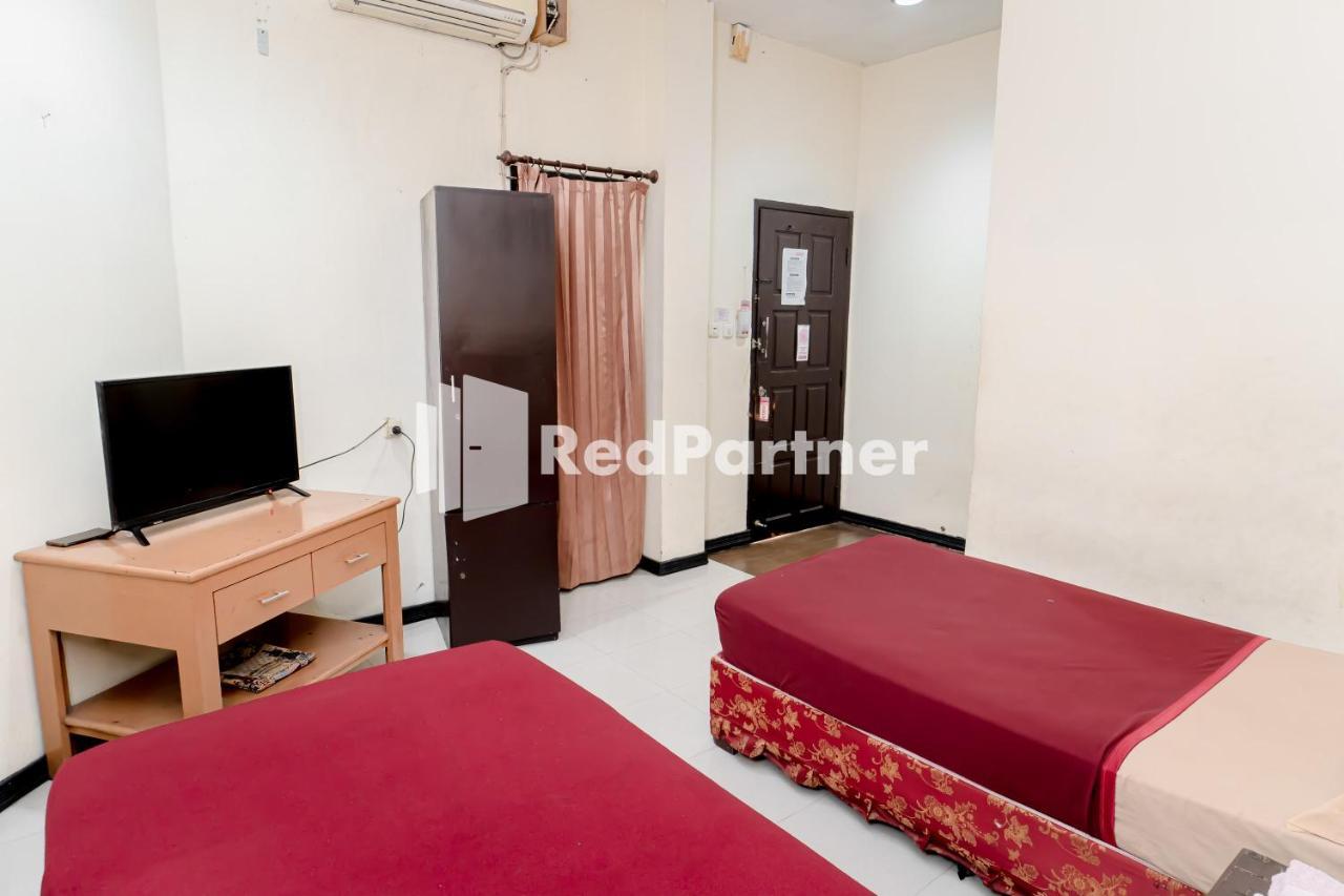 Cherry Pink Hotel Medan Mitra Reddoorz Exterior foto